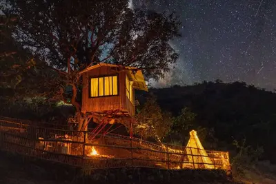 Image de Canopy Nest, Trimbak by Ebony Stays | Tree House in Nashik | Nature Retreat