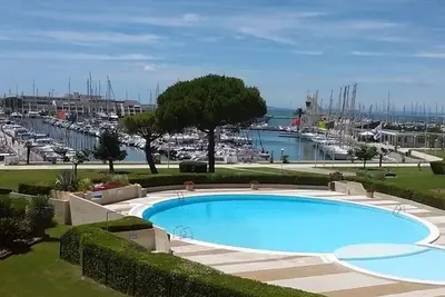 Image de Bel appartement avec terrasse pour 4 personnes, proche plage Ă Port Camargue