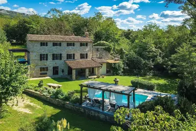 Image de Maison de vacances Buzet pour 1 - 8 personnes avec 4 chambres Ă coucher - Maison de vacances