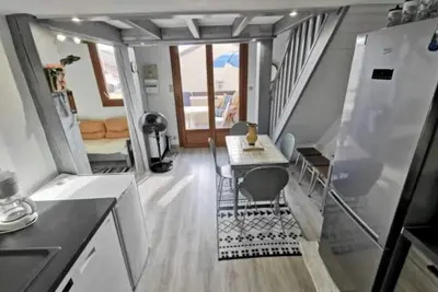 Image de Appartement à 80m de la plage.