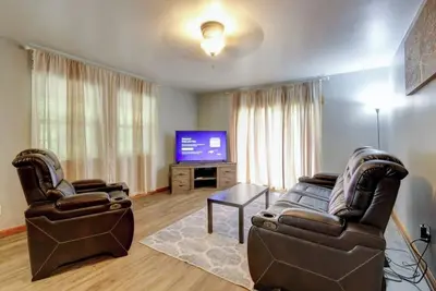 Image de Rustic Dover Private Getaway Near Lake!