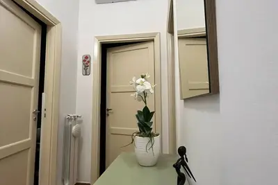 Image de The House in the Courtyard Apartment