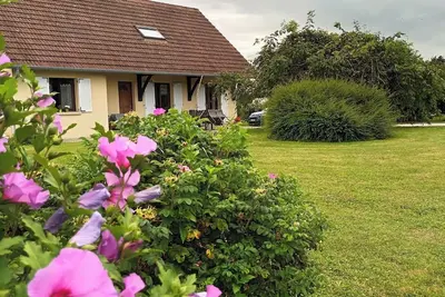 Image de Chambres d'hôtes à l'étage. \n Petit déjeuner inclus.