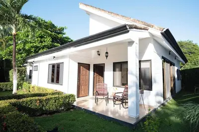 Image de Casa Vida 2/4 Relaxing Villa Stay w Pool, Bbq & A/C–Just 3 Min from Playa Penca!