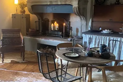 Image de Séjour paisible à Grillon – maison de village tout confort