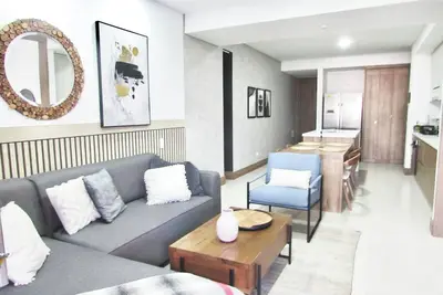 Modern & Bright 2br/2ba|Fast Wi-Fi|Pool&Balcony|Security 24h