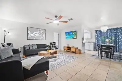 Image de Sunny 3br Oasis • Water View • Beach Gear • Near Siesta Key