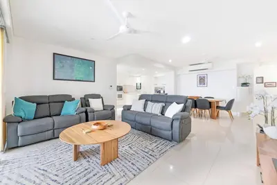 Image de Harbour Edge Moments from Darwin Waterfront and Cbd
