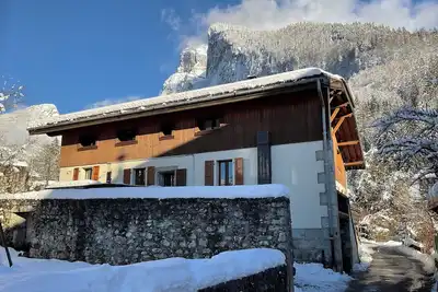 Image de L’Ancienne Scierie, Samoëns, perfect for your Winter or Summer mountain getaway.