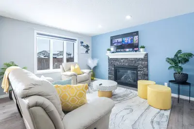 Image de Family-Friendly Home»Office»Ac»Garage»Large B. yard