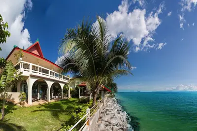 Image de Charu Bay Villas