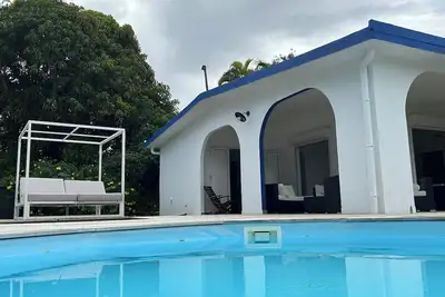 Très belle villa avec piscine