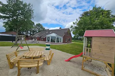 Image de 260sqm vacation home in a secluded location for up to 14 guests-only 12km to the beach