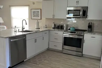Image de Cozy condo near beach in Englewood