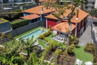 Image de Quintinha Estrelícia - Piscine et jardin