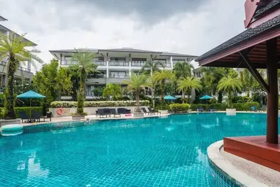 Image de Elegant Beachfront 3br Condo at Pearl of Naithon