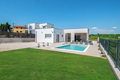 Image de Villa Leny by Istrabook