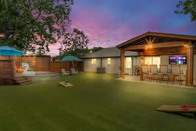 Image de Walk to Stadiums + Outdoor Oasis + Pool