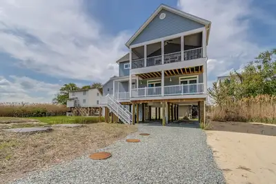 Image de 114 Mississipp Ave. -  Pet friendly, steps to the beach and water views