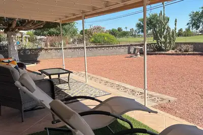 Image de 3-bedroom house in lovely 55+ Community of Sun City Az