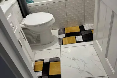 Image de 2-bedroom apartment in welcoming Providence with Ac, WiFi. Enjoy your stay