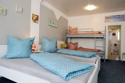 Image de Chambre 'Familienzimmer Für 4 Personen' avec Wi-Fi