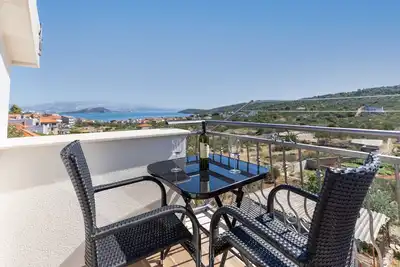 Image de Maison de vacances avec parking Slatine, Ciovo (K-24437)