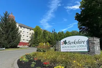 Image de Thanksgiving in Pittsfield, Mass. - 1 Br 1 Ba. Snow & More! 11/26-11/29/2025