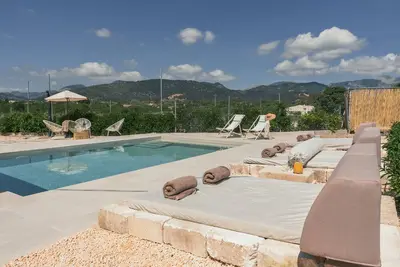 Can Cama Rotja, pool, barbecue & incredible views