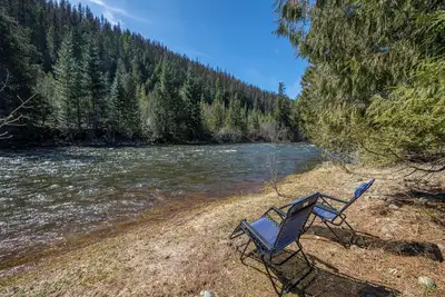 Image de Riverfront Cabin! Yaak River Retreat in Troy\nFishing, Hunting & Family Fun!
