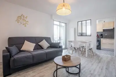 Image de Appartement \"Cocooning\" avec terrasse privée, Wi-Fi et climatisation