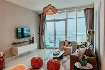 Image de Oceanfront Escape: Stylish 1 Br  in Beachfront