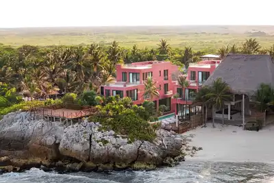 Beachfront Villa  - Stunning Pool