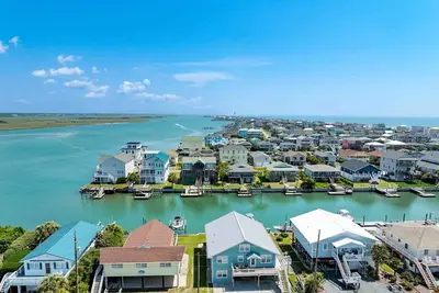 Image de Sound Decision - 4br Home - Great Outdoor Spots; Dock; Pet Friendly!