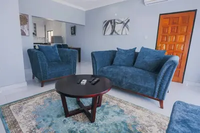 The Kwasu Apartments. Relaxing Garden Mountain Views Ka-3