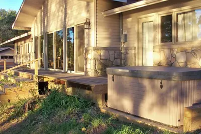 Image de Just Steps to Private Dock, Hot Tub on Spacious Home/Land at Quiet End of Lake