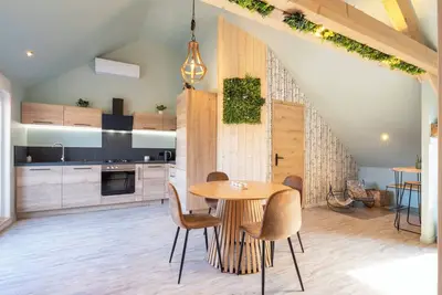 Image de La Cabane - deux chambres et grande terrasse ⭐️⭐️⭐️