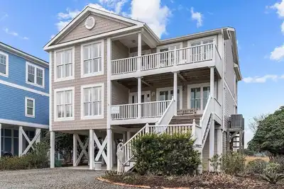 Image de Second Row Beach Home with Marsh and Beach Views!