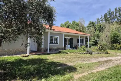 Image de 3 bedroom cottage in setĂŁÂşbal