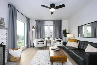 Image de Downtown Camas Stay – Walkable, 15 Min to Pdx