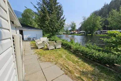 Image de Cozy 2 Bed 1 Bath Home for Rent