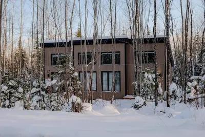 Image de HĂ´tel Ă la maison - Le Verseau, golf et ski!