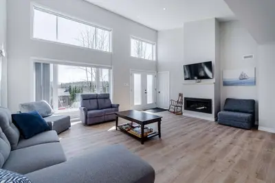 Image de HĂ´tel Ă la maison - Le Trio, golf et ski!