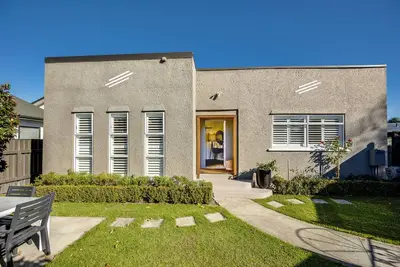 Image de Coastal Charm - Napier Holiday Home