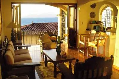 Image de Traditional Downtown Home - Amazing View