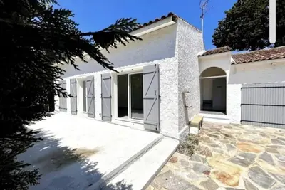 Image de villa l etang au soleil