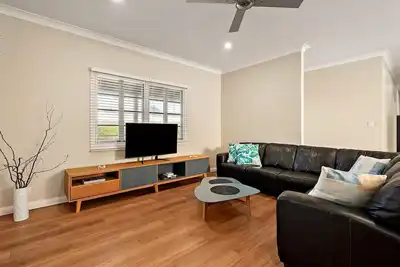 Image de Coastal Cues at Caves Beach