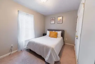 Image de Spacious 3bd/2ba near Casino