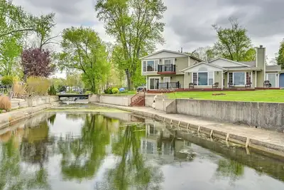 Image de Scenic Views: Spacious Webster Lake House!