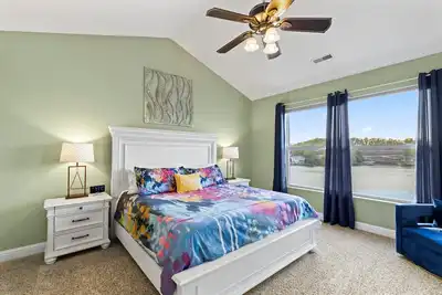 Image de Newport 407- Beautiful/Bright Condo @ Bagnell Dam!
